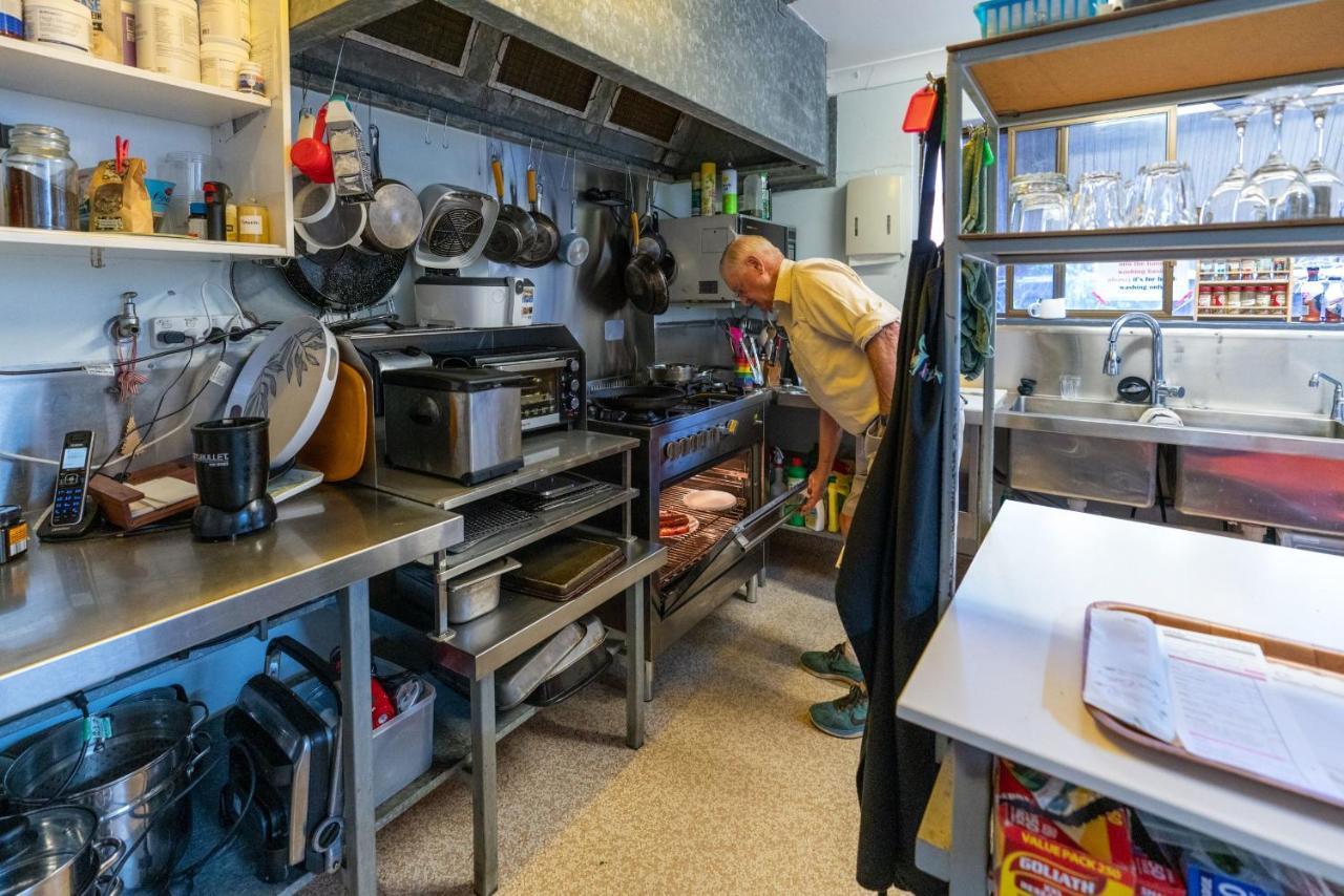 Country Pathfinder Motor Inn ドルビー エクステリア 写真