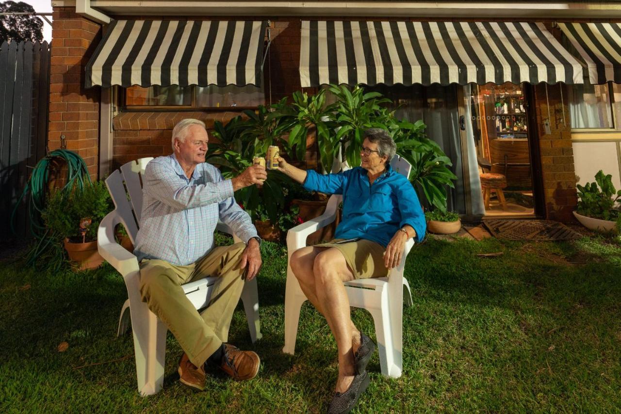 Country Pathfinder Motor Inn ドルビー エクステリア 写真