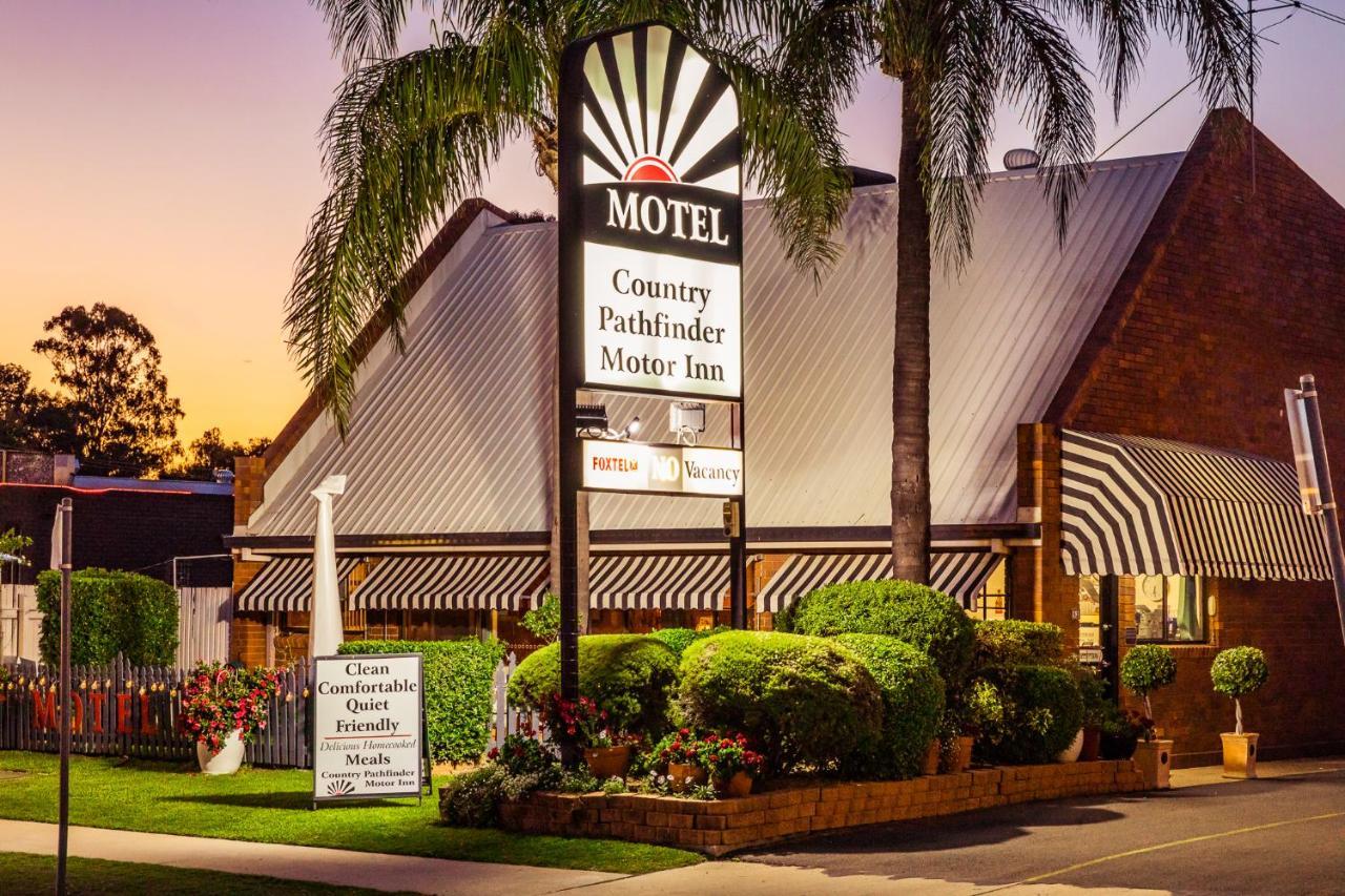 Country Pathfinder Motor Inn ドルビー エクステリア 写真