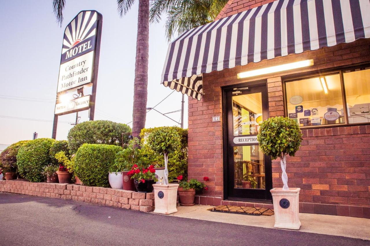 Country Pathfinder Motor Inn ドルビー エクステリア 写真